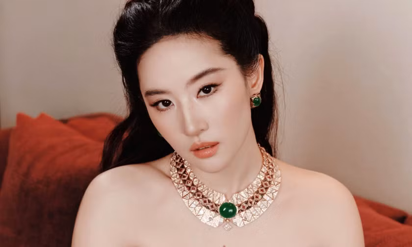 Chuyện gì đang xảy ra với Lưu Diệc Phi