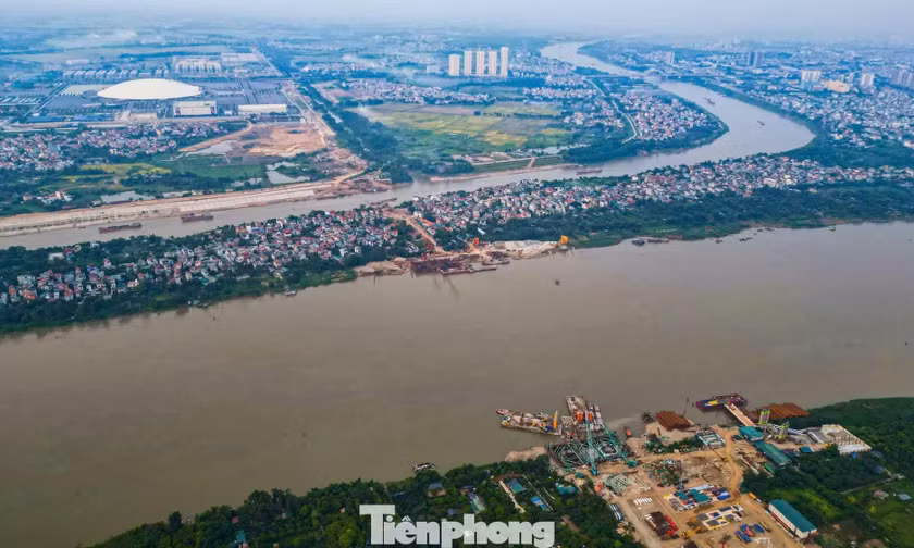 Hà Nội yêu cầu đẩy nhanh tiến độ các dự án cầu vượt sông Hồng
