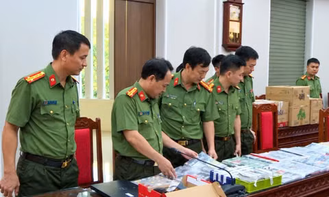 Triệu tập 30 người trong đường dây trốn thuế, giao dịch 15.000 tỷ đồng qua máy POS