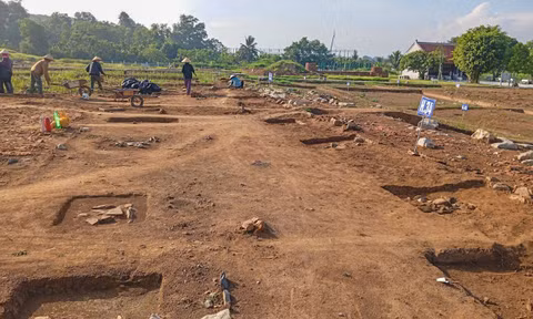 Đợt khai quật gần 10.000 m2 phát hiện bí mật Đàn tế Nam Giao Thành nhà Hồ