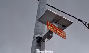 Cần Thơ lắp camera giám sát tình trạng đổ trộm rác thải