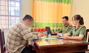 Phòng An ninh mạng Vĩnh Long mời làm việc chủ tài khoản dùng AI tạo ảnh giả mạo công an để giải trí, nhấn mạnh trách nhiệm khi sử dụng mạng xã hội.