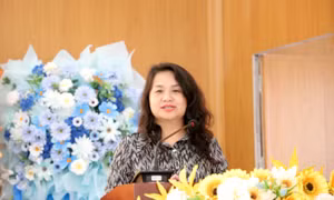 Cử tri kiến nghị thêm chế độ cho nhân sự cấp xã