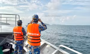 Tìm thấy thi thể ngư dân còn lại trong vụ phát hiện tàu cá không người lái ở biển Phú Quốc