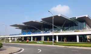 'Sân bay quốc tế mà cả năm không có chuyến bay quốc tế'