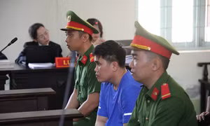 Vụ tai nạn làm nữ sinh tử vong: Viện kiểm sát luận tội đề nghị từ 18 - 30 tháng tù 