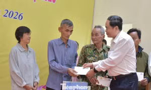 Chủ tịch Quốc hội Trần Thanh Mẫn thăm, chúc Tết người dân Đồng Tháp