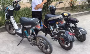 Kiểm tra bãi xe trường học phát hiện nhiều xe đạp điện ‘độ, chế’