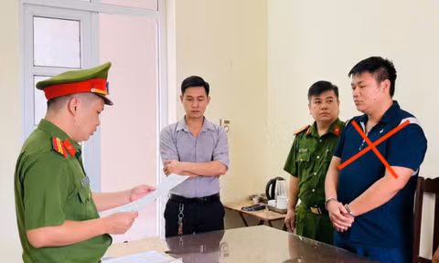 300 tấn chất thải từ vụ cháy được bán ra ngoài làm vật liệu san lấp ruộng