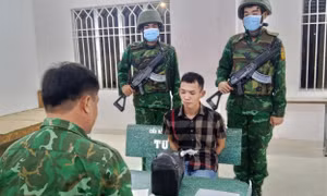 Bắt 2 đối tượng vận chuyển, tàng trữ hơn 3,7kg ma túy