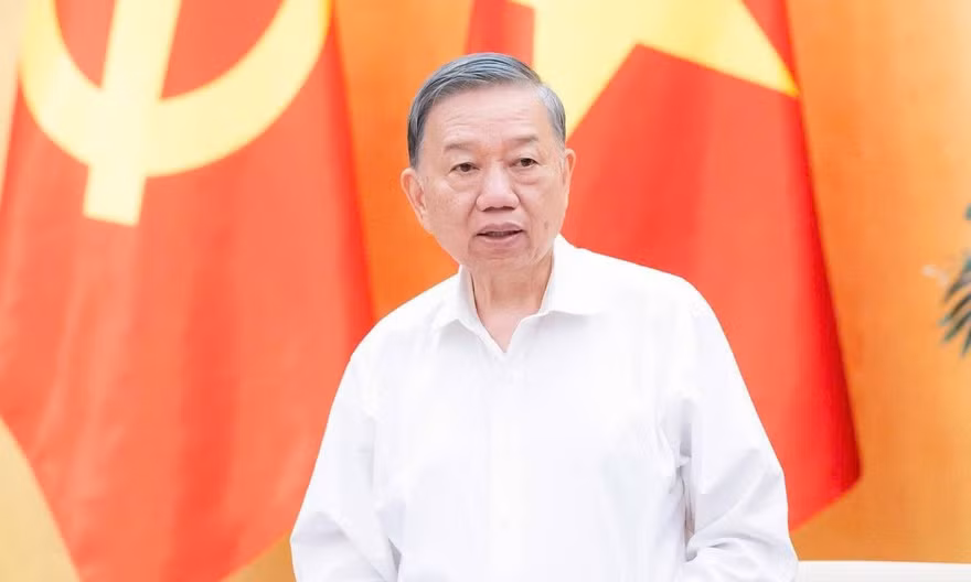 Tổng Bí thư, Chủ tịch nước: Không luân chuyển cán bộ chỉ để hoàn thiện hồ sơ