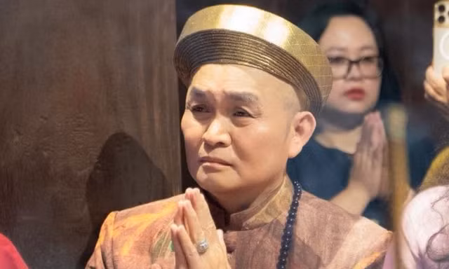 Xuân Hinh: 'Tôi đang rất khỏe thì bị đồn bị đột quỵ'