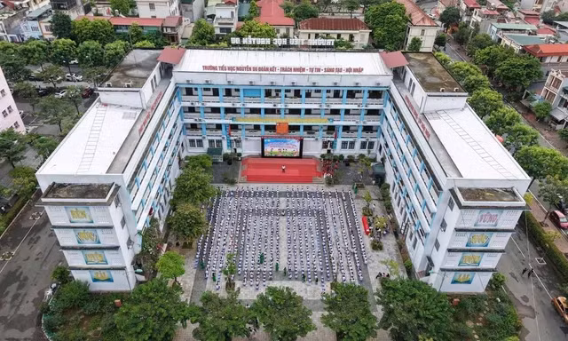 Lào Cai: Xác minh thông tin suất ăn học sinh có dấu hiệu ôi thiu