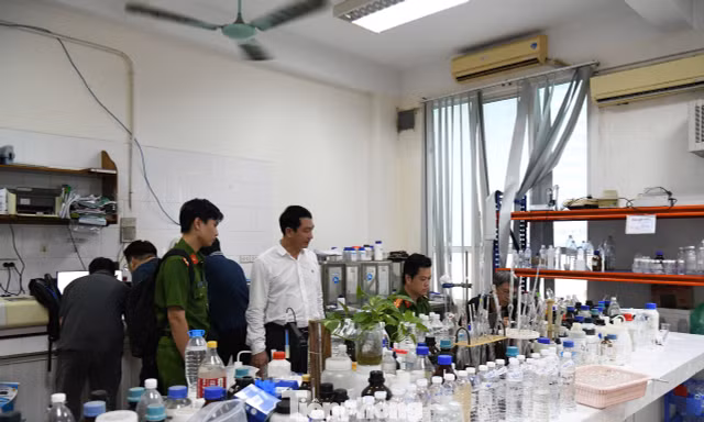 Danh sách 28 cán bộ thuộc 4 bộ, ngành bị khởi tố trong vụ làm sai lệch kết quả quan trắc