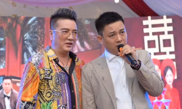 Đàm Vĩnh Hưng - Hoài Lâm gây sốt trong đám cưới