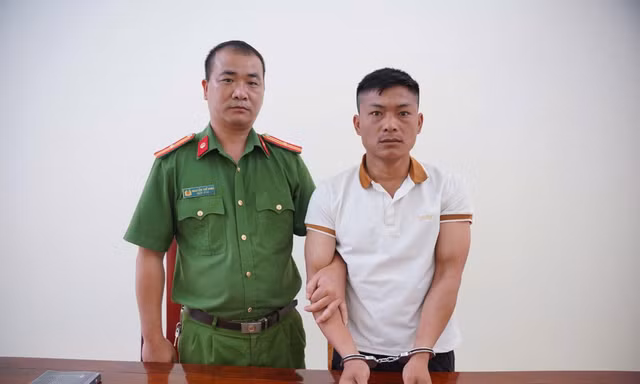 Bé gái 13 tuổi bị bạn trai quen qua mạng xã hội xâm hại nhiều lần