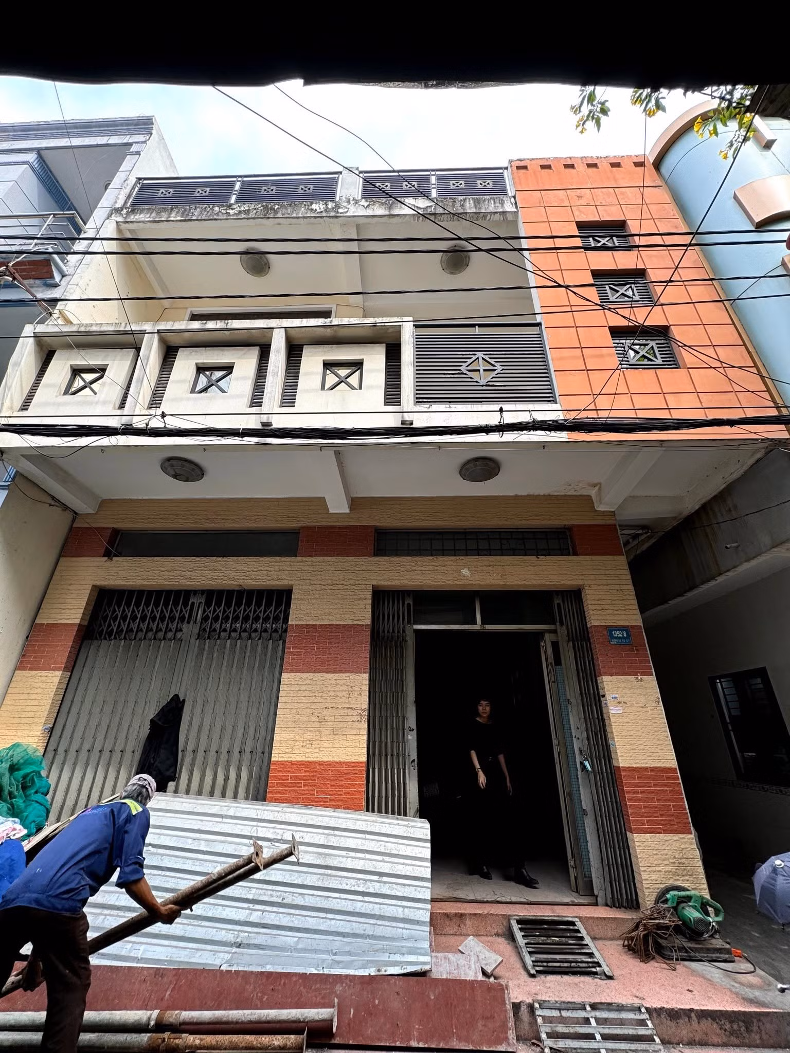 Cải tạo nhà cũ thành nơi ở kết hợp làm việc