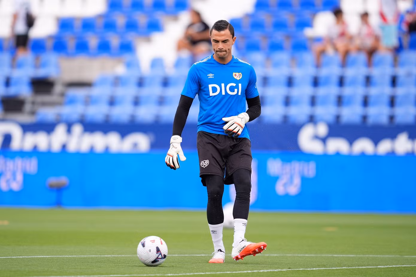 rayo-vallecano-v-real-racing-club-laliga-ea-sports.jpg