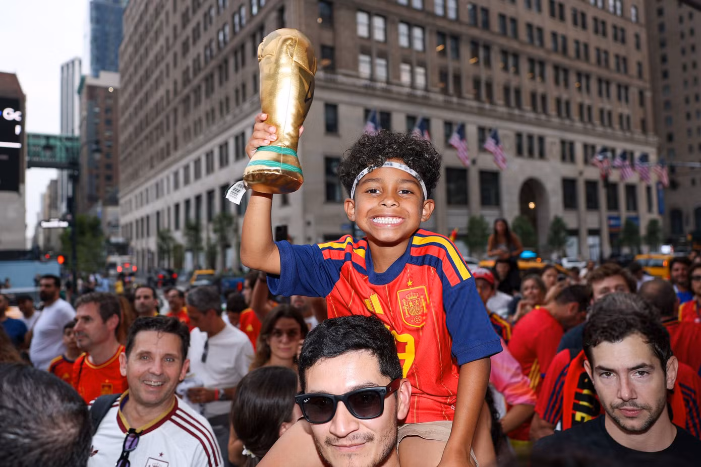fans-of-spain-gather-in-new-york-ahead-of-fifa-world-cup-fin-2.jpg