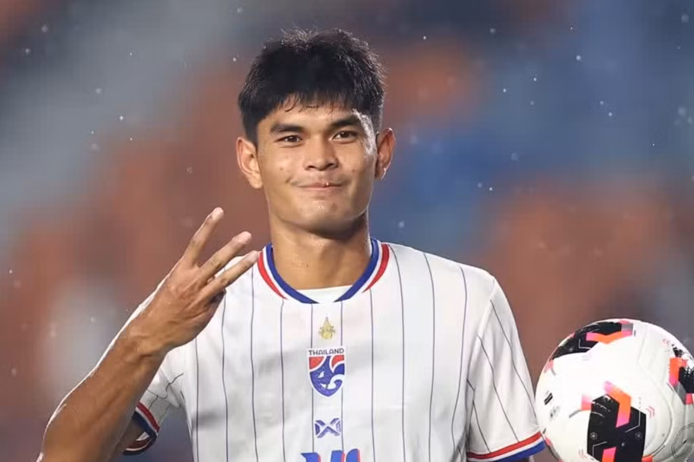 pakistan-vs-thailand-teerasak-poeiphimai-14-of-thailand-celebrates-scoring-his-team-s-fourth-goal-during-the-the-fifa-asean-cup-division-1-group-b-match-between-pakistan-and-thailand-at-si-jalak-harupat-stadium-2426.jpg