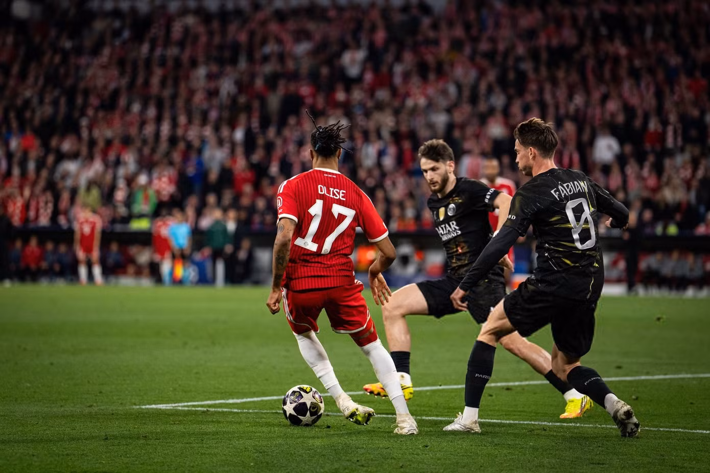 fc-bayern-munchen-v-paris-saint-germain-uefa-champions-lea-7.jpg