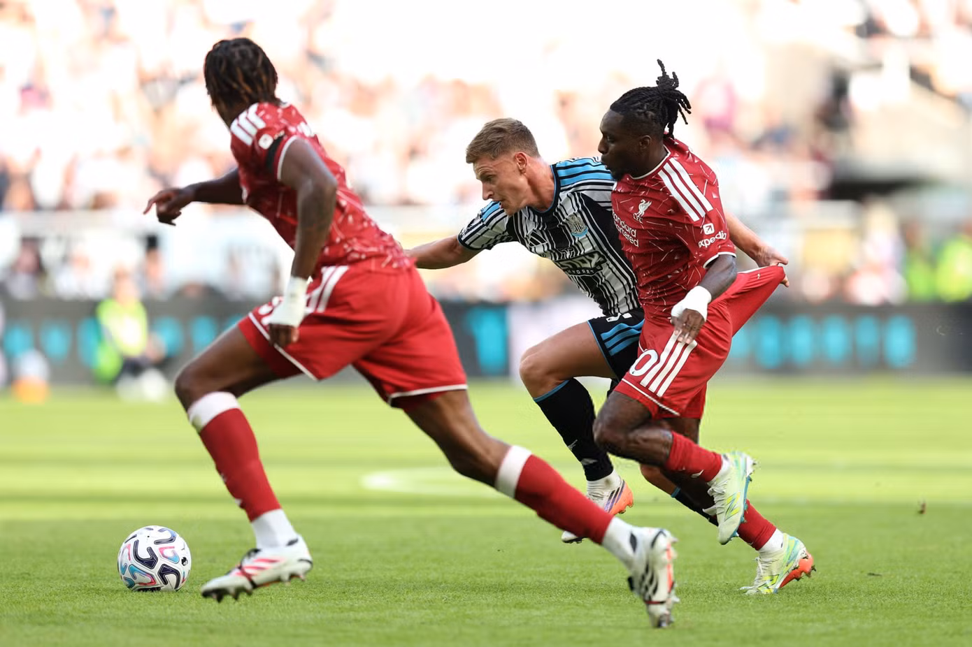 newcastle-united-v-liverpool-premier-league-2026-27-6.jpg