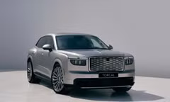 Khám phá xe điện siêu sang đầu tiên của Bentley