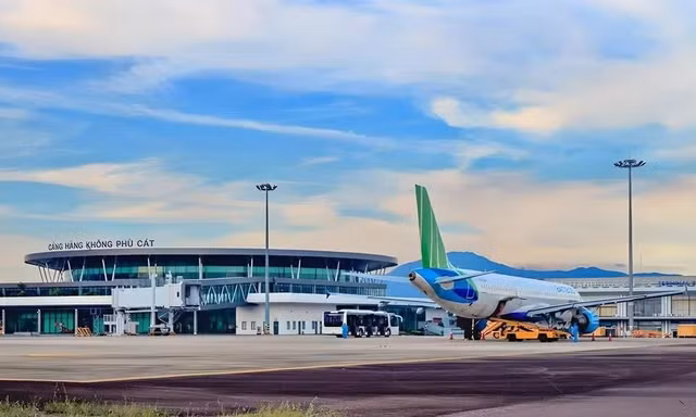 FLC đề xuất nghiên cứu đầu tư mở rộng sân bay Pleiku và Phù Cát
