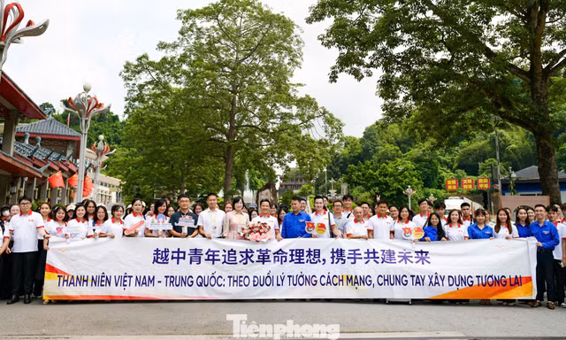 Thanh niên Việt Nam đặt chân đến Quảng Tây, tiếp nối hành trình theo dấu chân Bác Hồ
