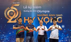 Khi “vũ trụ” gọi tên Bảo Khánh: Câu chuyện dễ thương về “vía Quán quân” tại Olympia 25