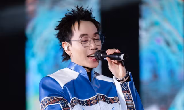 Quán quân ‘Rap Việt’ Double2T cùng chất nhạc thanh xuân độc đáo, bản lĩnh người trẻ giữ gìn văn hóa Việt