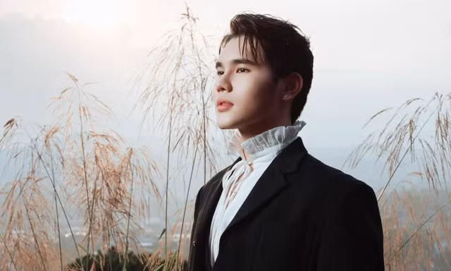 Á quân ‘Vietnam Idol’ Lâm Phúc cùng thanh xuân vượt qua mặc cảm ngoại hình, nỗ lực 'tỏa sáng' với âm nhạc