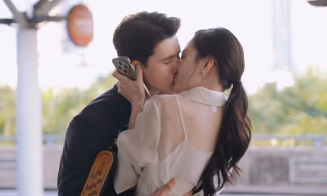 'Ngọc nữ màn ảnh' Thùy Anh và Trần Ngọc Vàng liệu có thực sự 'phim giả tình thật'?