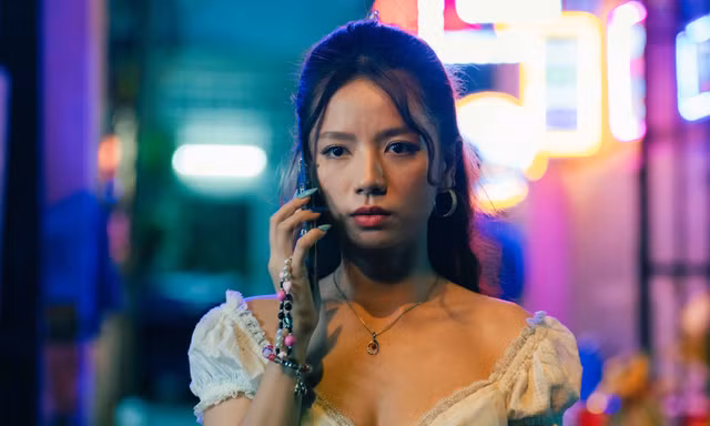 Cuộc sống của nữ diễn viên có phim ăn khách nhất lịch sử màn ảnh Việt 'Mưa đỏ' Hạ Anh thay đổi ra sao?