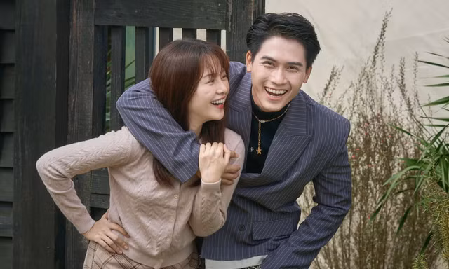 Tam Triều Dâng khen Võ Điền Gia Huy 'ngoan' khi nên duyên trên màn ảnh