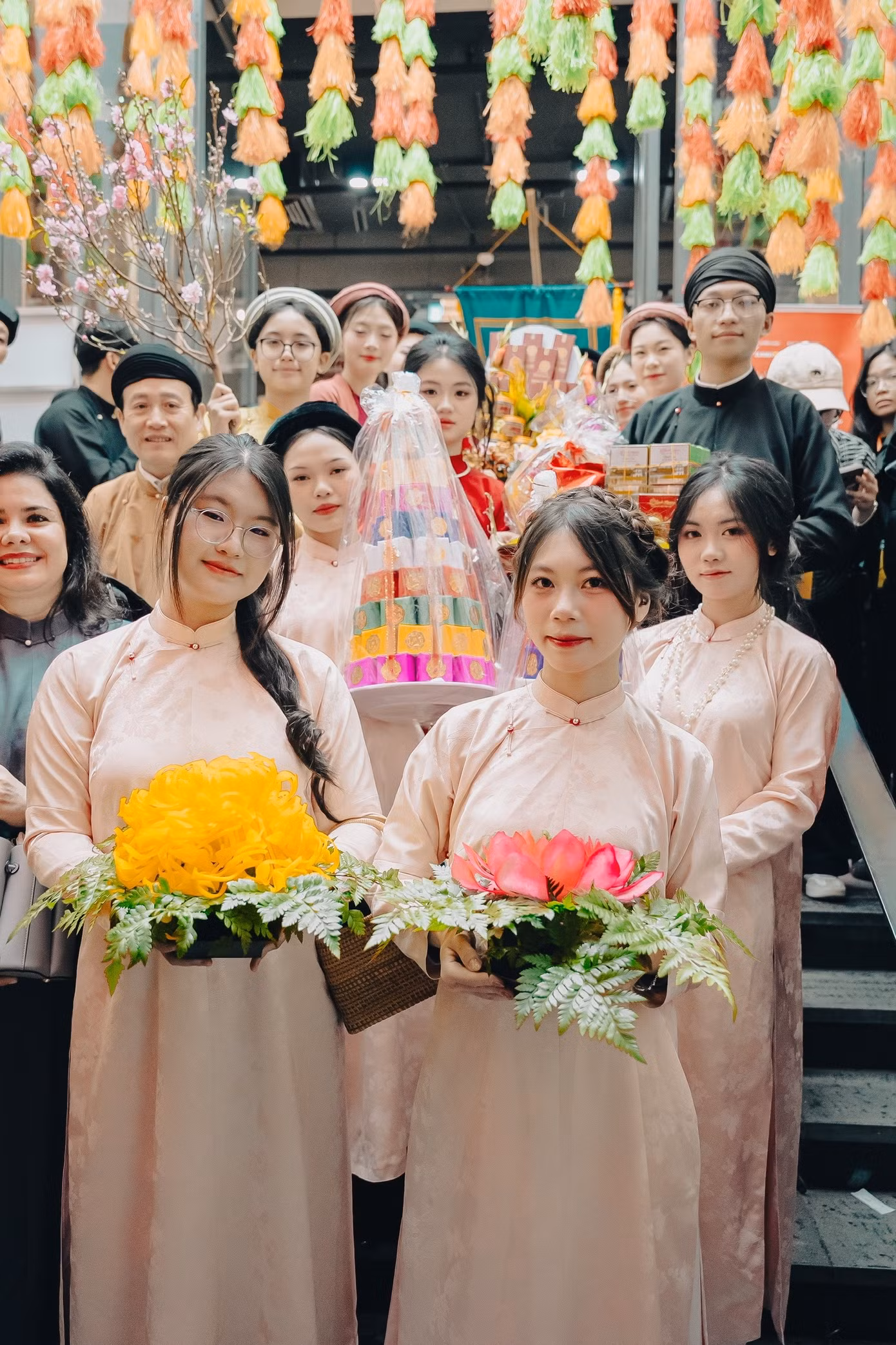 yeu-thich-van-hoa-truyen-thong-phuong-mai-thuong-xuyen-tinh-nguyen-tham-gia-cac-su-kien.jpg