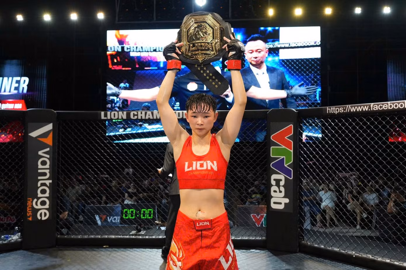 quynh-hoa-mma.jpg