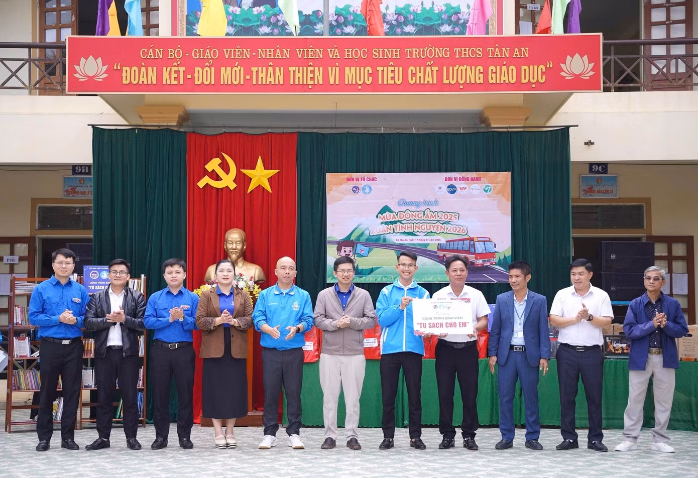 cong-trinh-may-tinh-cho-em.jpg