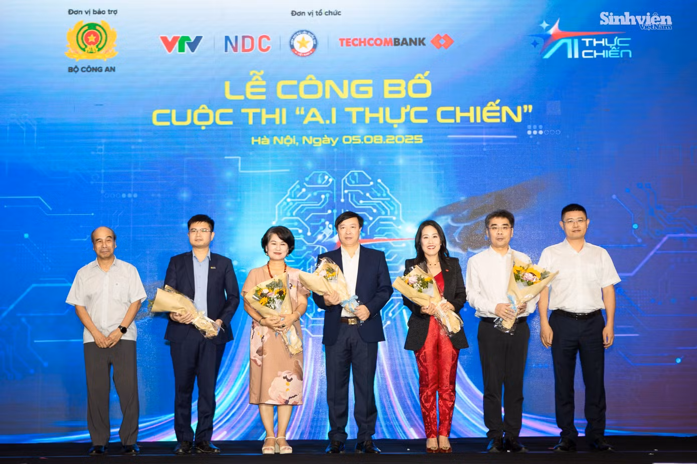 ai-thuc-chien-1.jpg