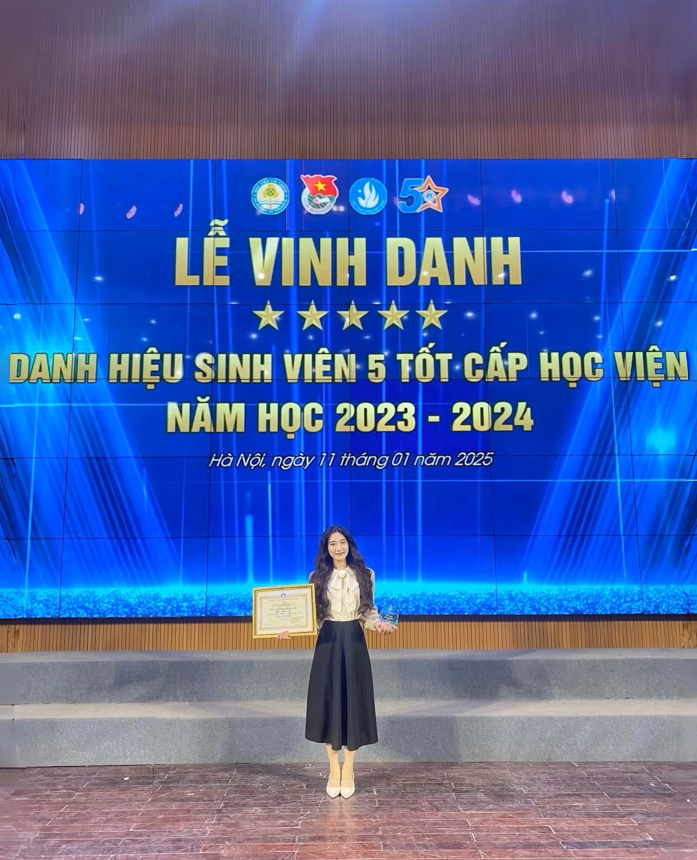 anh-3-nhat-linh-vinh-du-nhan-danh-hieu-sinh-vien-5-tot-cap-hoc-vien-nam-hoc-2023-2024.jpg