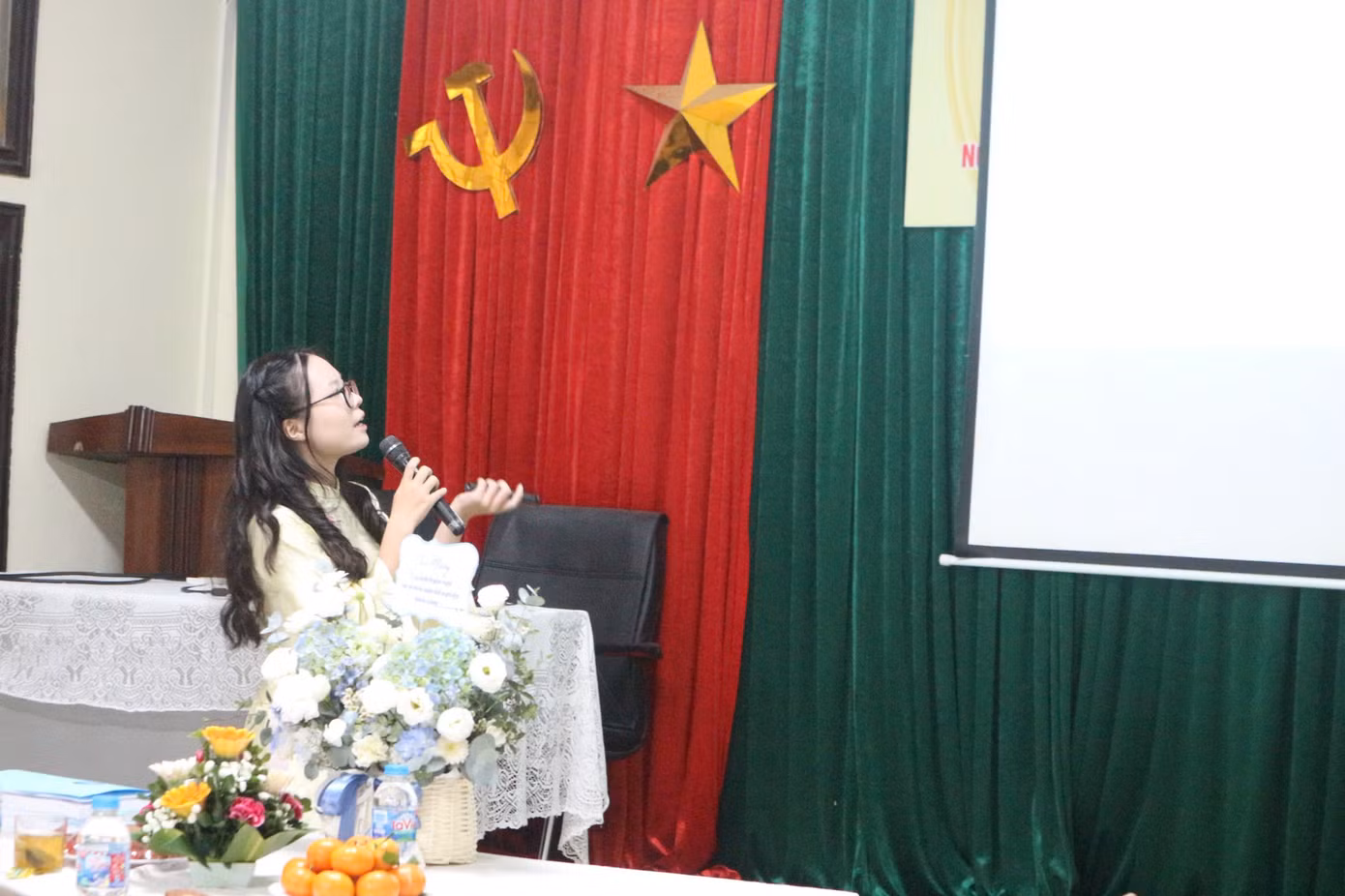 bao-ve-khoa-luan.jpg