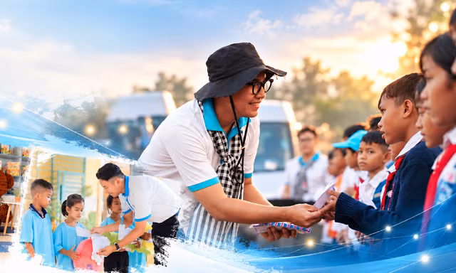Bài cuối: Tự tạo vắc-xin, lan tỏa điều tử tế