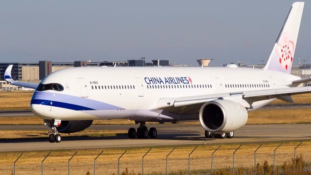 china-airlines-11zon.jpg