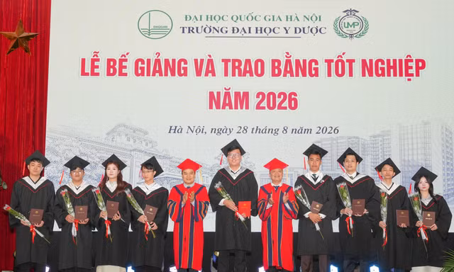 8 sinh viên Y Dược lọt tốp 100 kì thi bác sĩ nội trú Trường ĐH Y Hà Nội