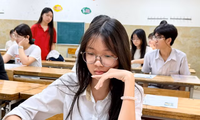 Bộ GD&ĐT lấy ý kiến về thi tuyển lớp 10 bằng hai môn