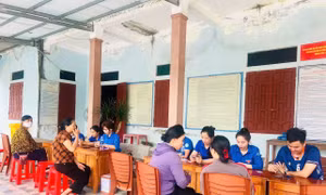 Tuổi trẻ 'thắp lửa', đưa chuyển đổi số về từng thôn xóm