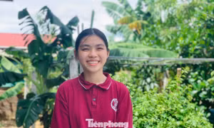 Con nhà nông, nữ sinh Hà Tĩnh chạm ngôi thủ khoa tỉnh khối B00 bằng tinh thần tự học