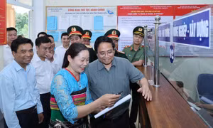 Thủ tướng Phạm Minh Chính: Cần bố trí hiệu quả cán bộ khi vận hành chính quyền 2 cấp