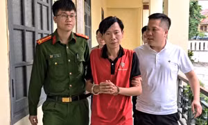 Kẻ chém vợ và mẹ vợ bị bắt sau 5 năm trốn truy nã