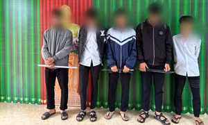 Ngăn chặn nhóm học sinh chuẩn bị hung khí để giải quyết mâu thuẫn